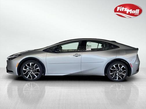 2025 Toyota Prius L