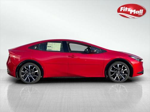 2025 Toyota Prius L