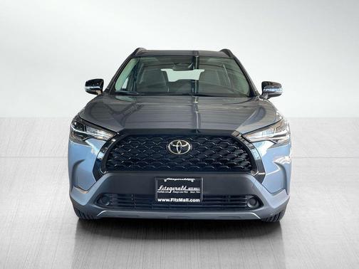 2025 Toyota Corolla Cross LE