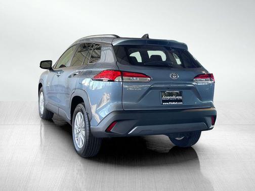 2025 Toyota Corolla Cross LE