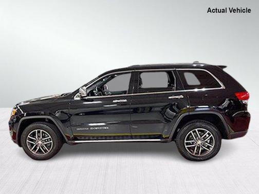Photo 4 of 32 of 2017 Jeep Grand Cherokee Limited