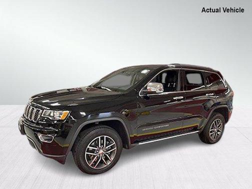 Photo 3 of 32 of 2017 Jeep Grand Cherokee Limited