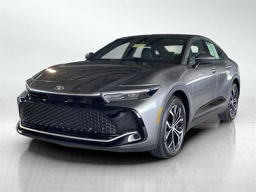 2024 Toyota Crown XLE