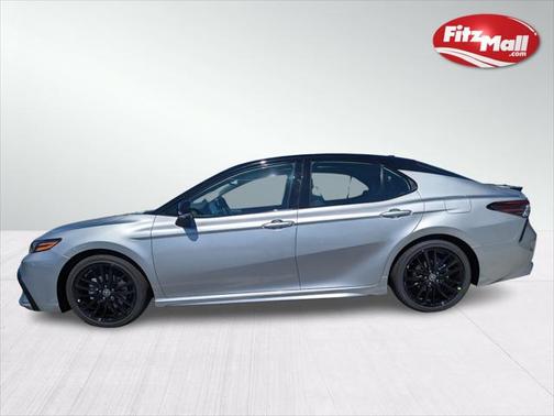 Celestial Silver Metallic/Midnight Black Metallic 2023 Toyota Camry XSE