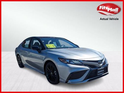 Celestial Silver Metallic/Midnight Black Metallic 2023 Toyota Camry XSE