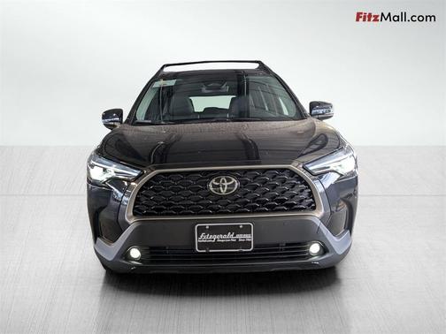 2025 Toyota Corolla Cross XLE