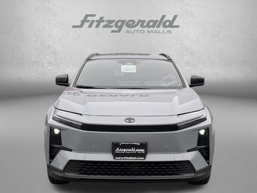 Cement 2026 Toyota C-HR SE