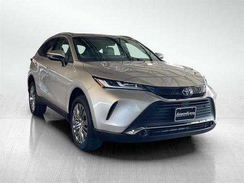 2022 Toyota Venza XLE