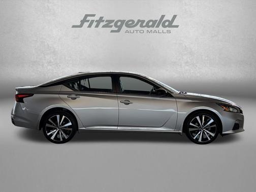 2020 Nissan Altima SR Intelligent AWD