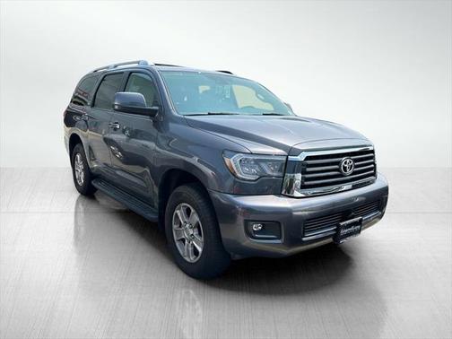 2022 Toyota Sequoia SR5