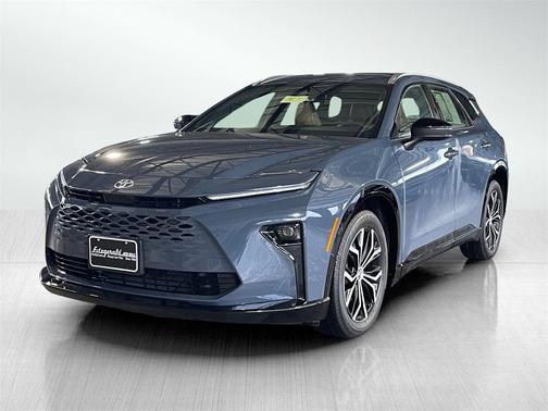 2025 Toyota Crown Signia XLE