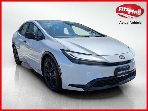2025 Toyota Prius L