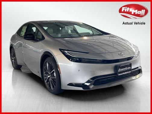 2025 Toyota Prius XLE