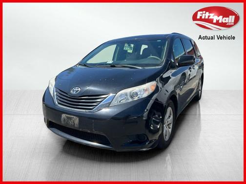2014 Toyota Sienna LE