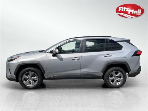 Silver Sky Metallic 2022 Toyota RAV4 XLE