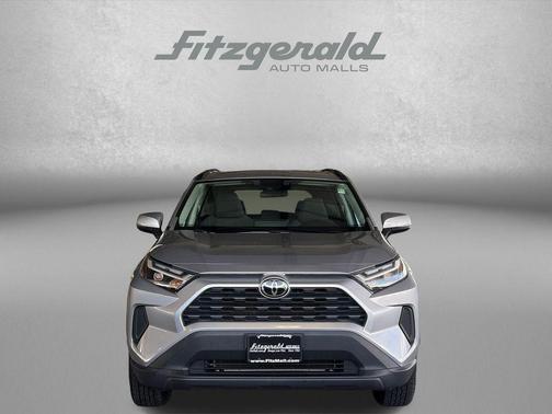 Silver Sky Metallic 2022 Toyota RAV4 XLE