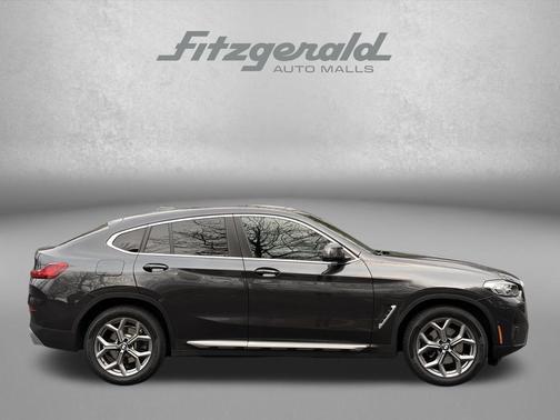 2024 BMW X4 xDrive30i
