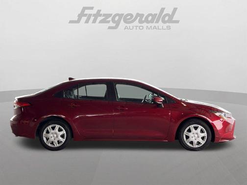 Ruby Flare Pearl 2025 Toyota Corolla LE