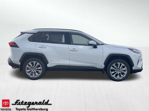 2025 Toyota RAV4 XLE Premium