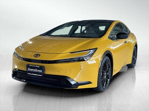 2025 Toyota Prius L