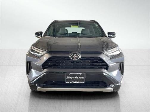2025 Toyota RAV4 Hybrid SE