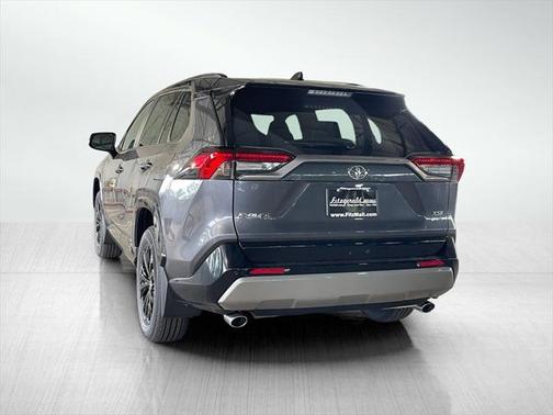 2025 Toyota RAV4 Hybrid SE