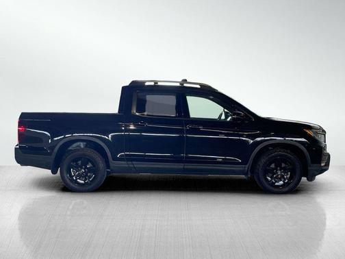 2023 Honda Ridgeline Black