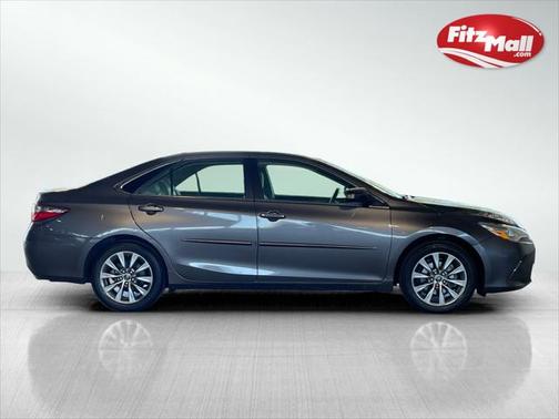2016 Toyota Camry XLE
