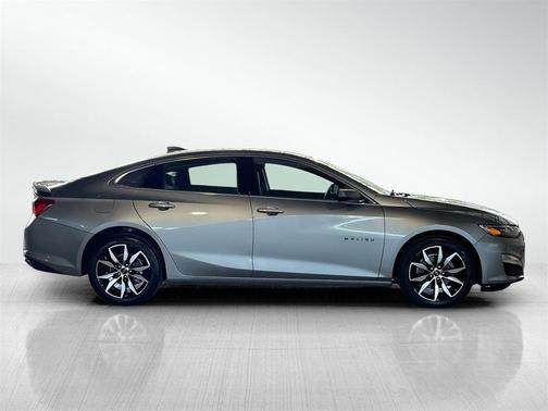 2025 Chevrolet Malibu FWD RS