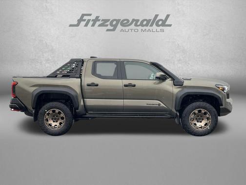 2026 Toyota Tacoma Hybrid Trailhunter