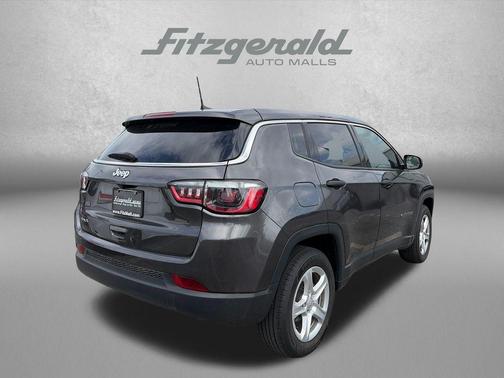 Granite Crystal Metallic Clearcoat 2023 Jeep Compass Sport