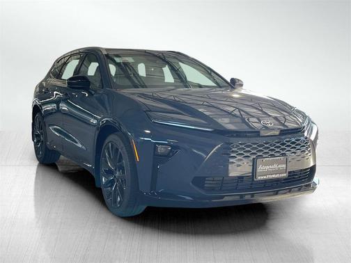 2025 Toyota Crown Signia Limited