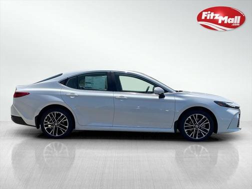 2025 Toyota Camry XLE