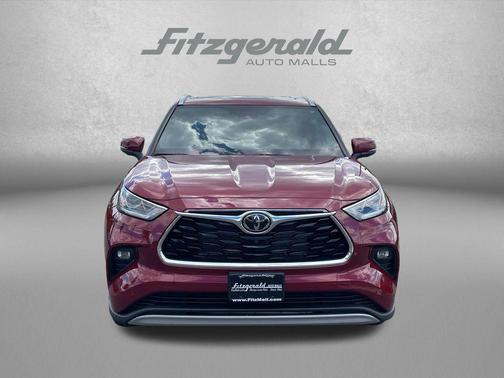 Ruby Flare Pearl 2026 Toyota Highlander Hybrid Platinum