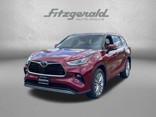 Ruby Flare Pearl 2026 Toyota Highlander Hybrid Platinum