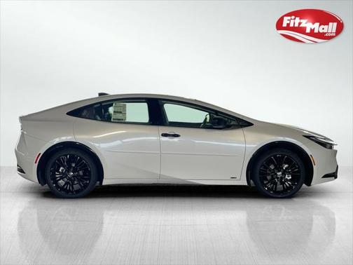 2025 Toyota Prius L