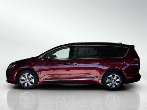 2018 Chrysler Pacifica Hybrid Limited