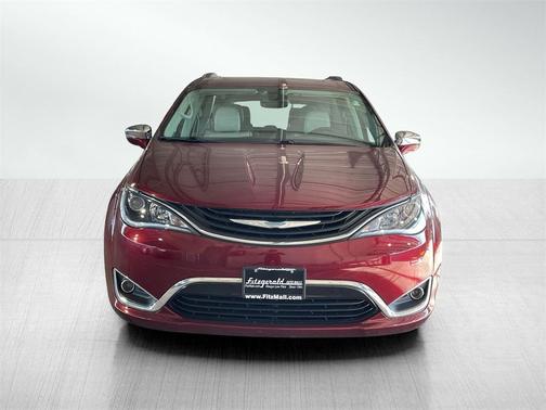 2018 Chrysler Pacifica Hybrid Limited