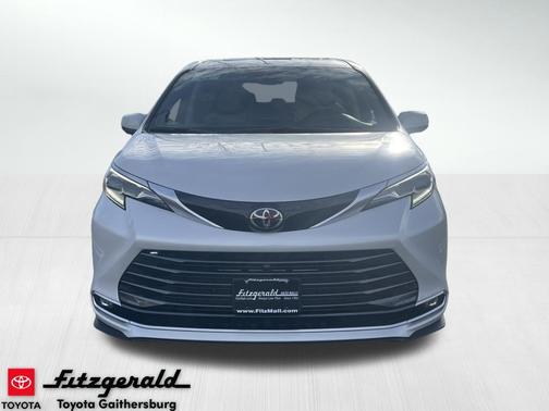 2026 Toyota Sienna Platinum