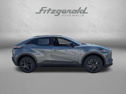 Overcast 2026 Toyota C-HR SE