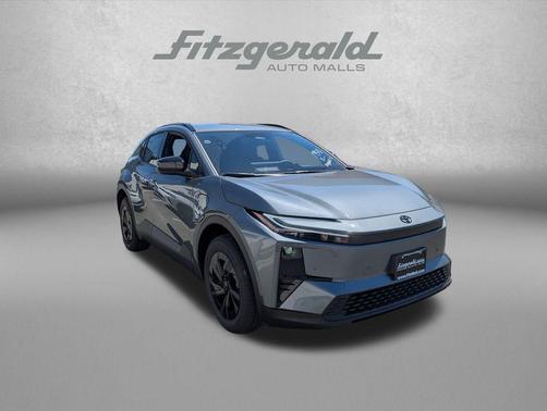 Overcast 2026 Toyota C-HR SE