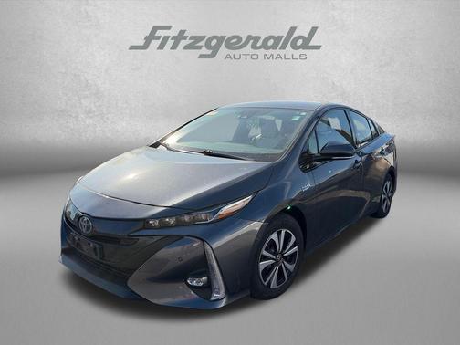 Magnetic Gray Metallic 2018 Toyota Prius Prime Advanced