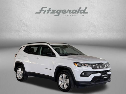 Bright White Clearcoat 2022 Jeep Compass Latitude