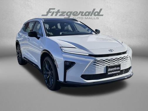 2025 Toyota Crown Signia Limited