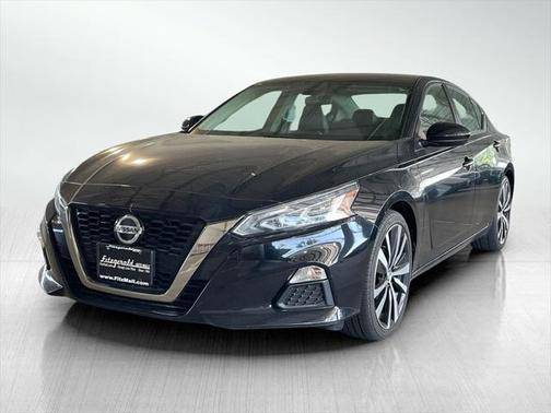 2022 Nissan Altima SR FWD