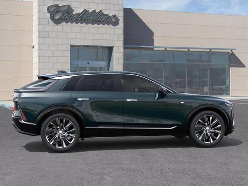 2025 Cadillac LYRIQ Luxury