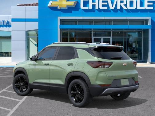Cacti Green 2026 Chevrolet Trailblazer LT