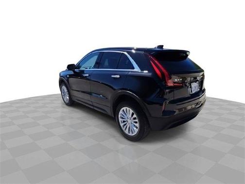 2024 Cadillac XT4 Luxury