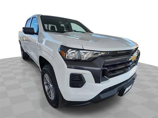 2025 Chevrolet Colorado WT