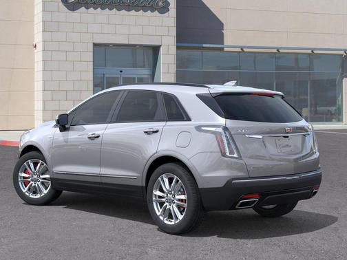 Argent Silver Metallic 2026 Cadillac XT5 Sport